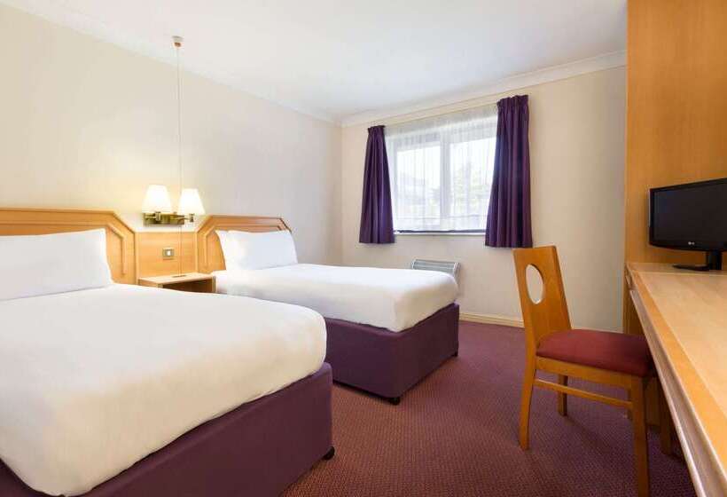 호텔 Days Inn Southampton Rownhams
