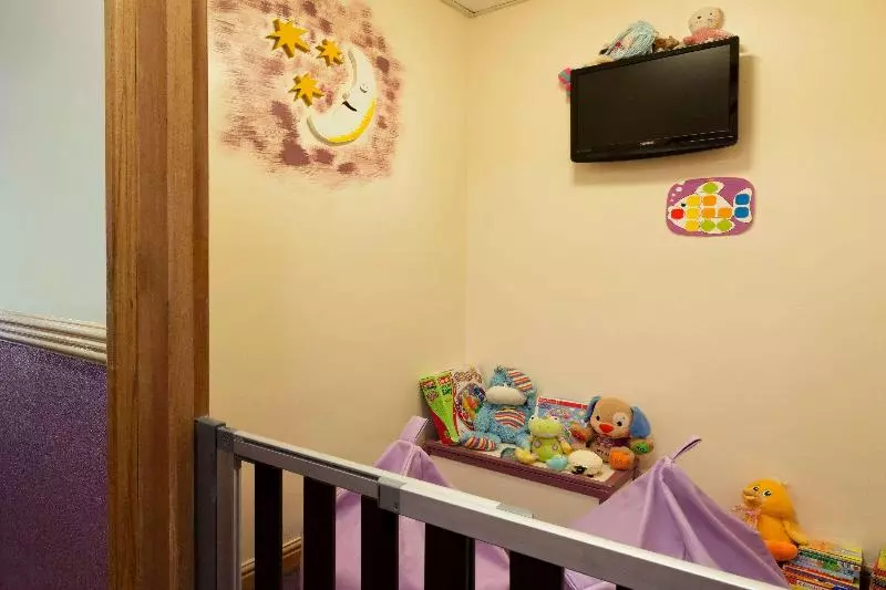 ホテル Days Inn Southampton Rownhams