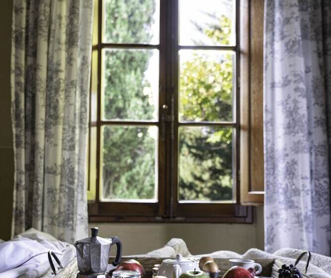 فندق Fonte De  Medici