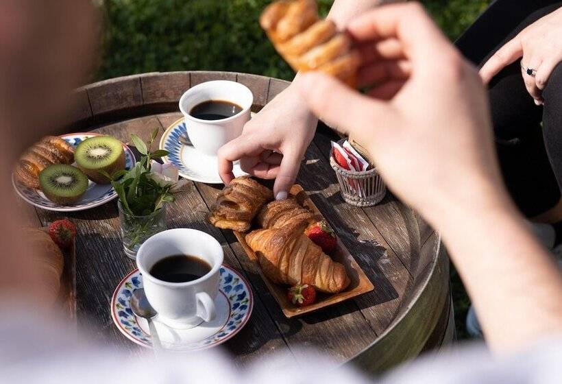 فندق Fonte De  Medici