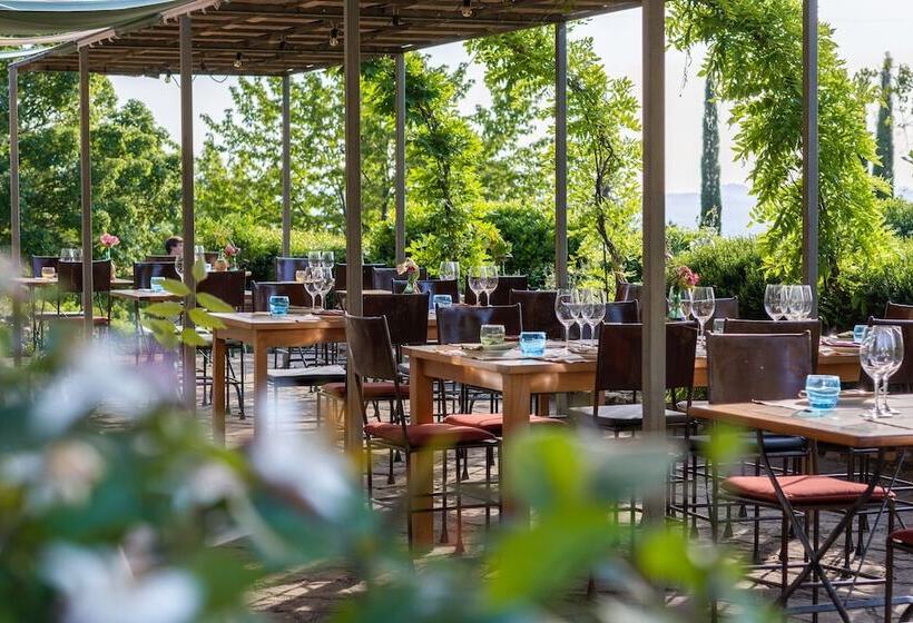 فندق Fonte De  Medici