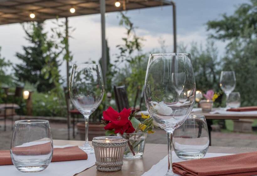 فندق Fonte De  Medici