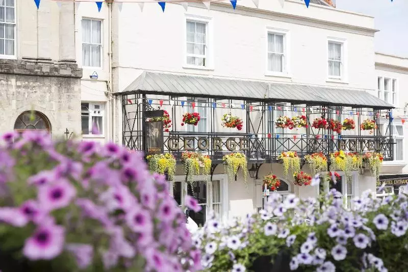 George Hotel & Granary