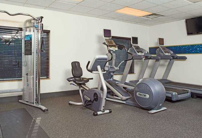 Отель Hampton Inn & Suites Pittsburghmeadow Lands