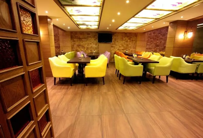 هتل Lavender Home