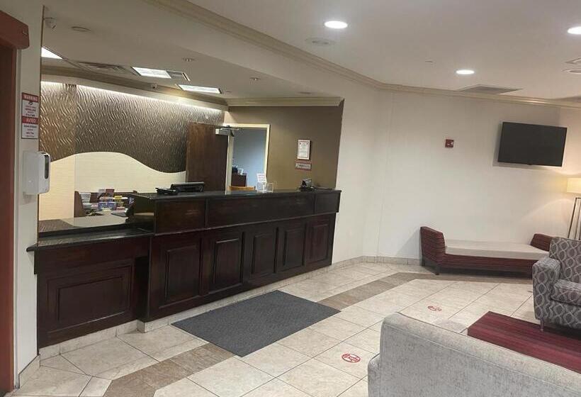 هتل Spark By Hilton Rahway