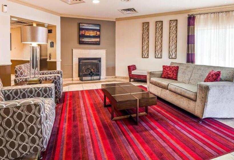 هتل Spark By Hilton Rahway