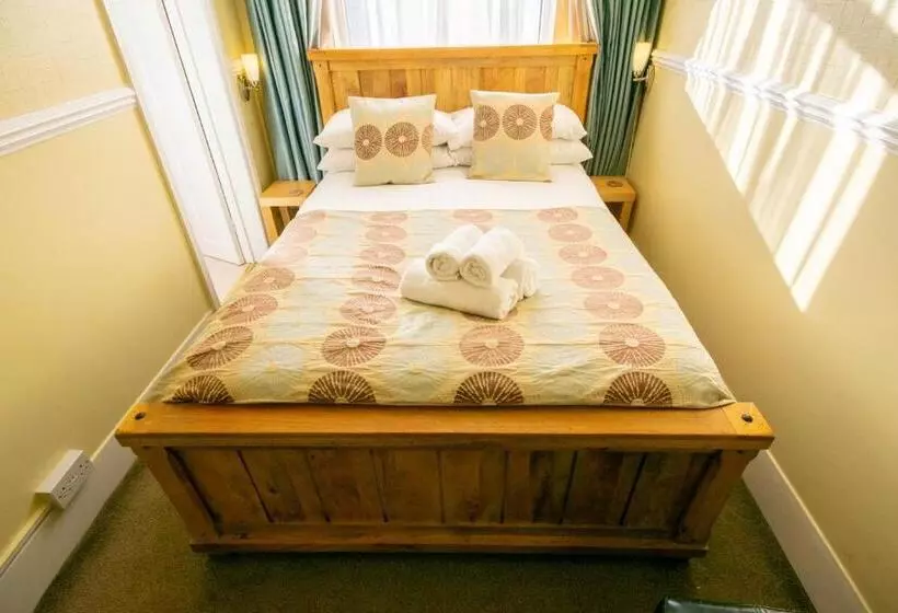 Hotel Summerlands Guest House