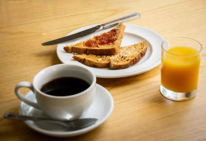 Hotel Summerlands Guest House