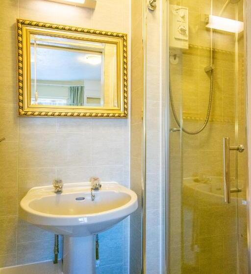 Hotel Summerlands Guest House