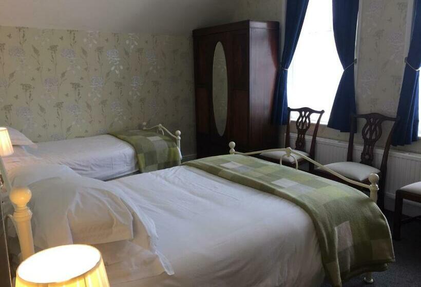 בית מלון כפרי The Beaumont Accommodation