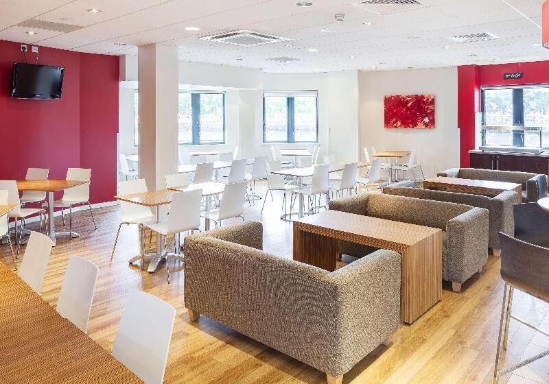 فندق Travelodge Maidstone Central