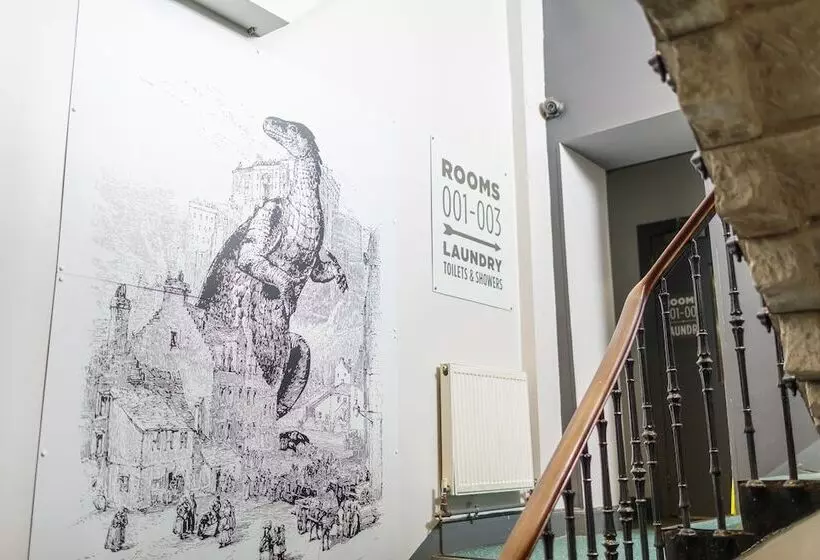 Общежитие Kick Ass Greyfriars