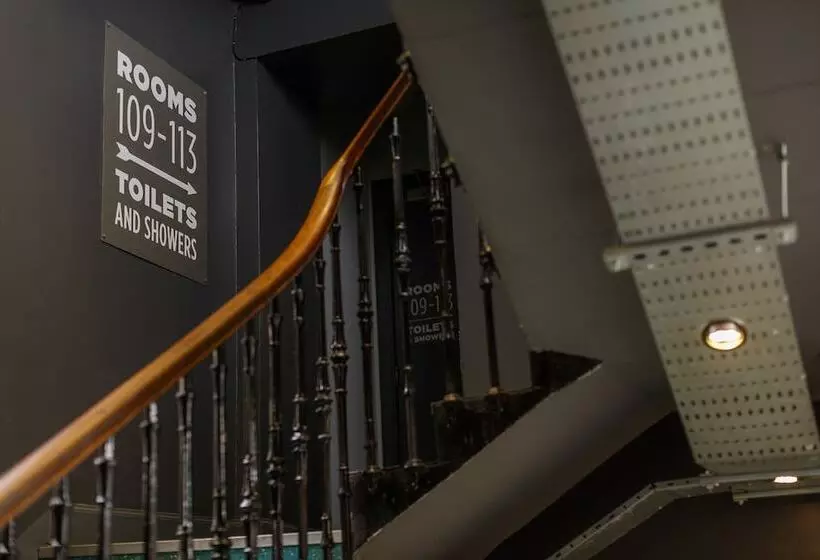 Общежитие Kick Ass Greyfriars