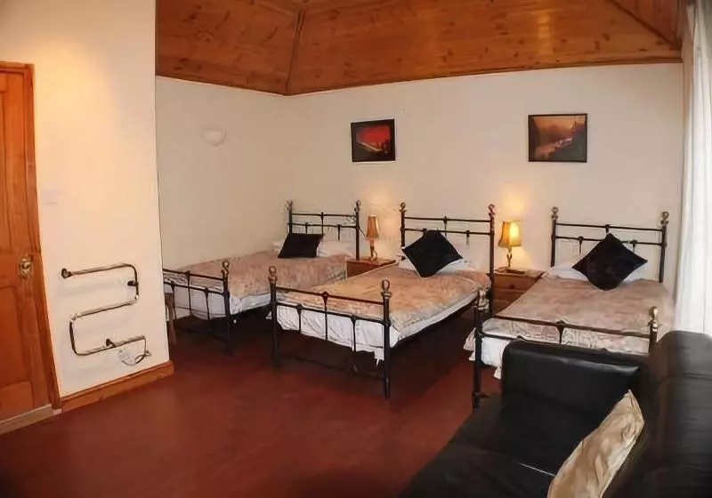 민박 All Seasons Guest House