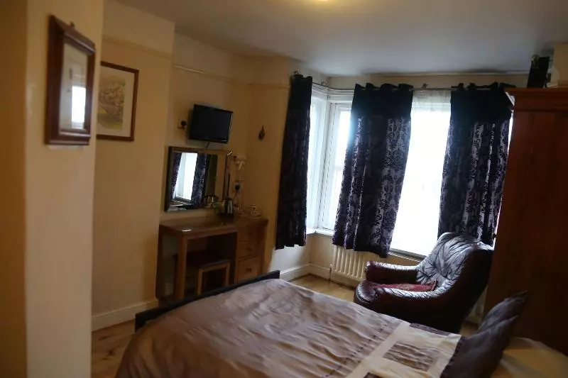 민박 All Seasons Guest House