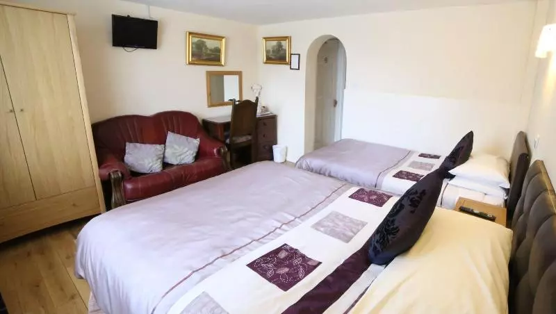 민박 All Seasons Guest House