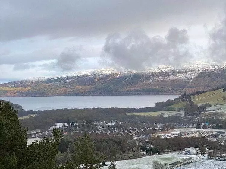 Aamiaismajoitus (B&B) Aslaich