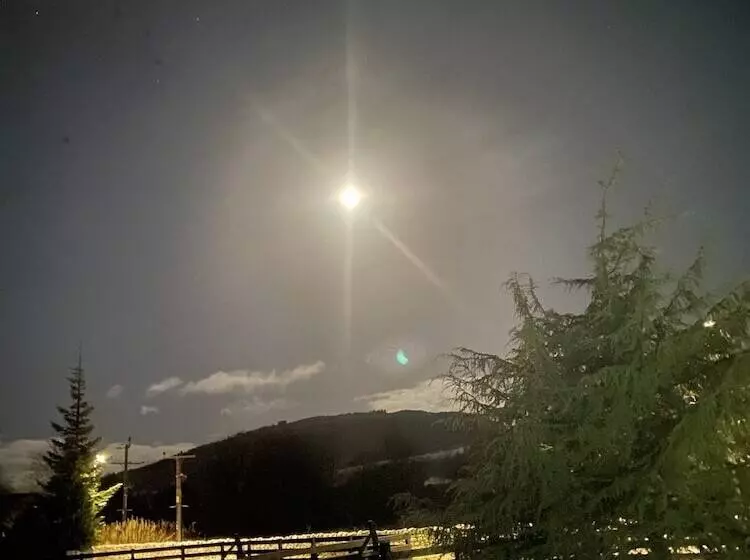 Aamiaismajoitus (B&B) Aslaich