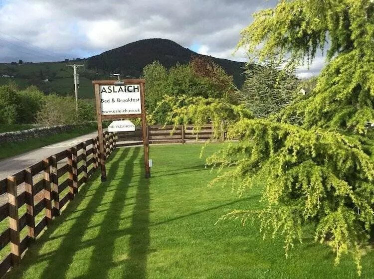 Aamiaismajoitus (B&B) Aslaich