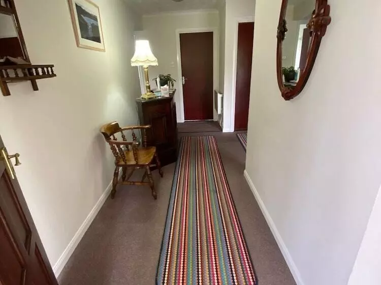 Aamiaismajoitus (B&B) Aslaich