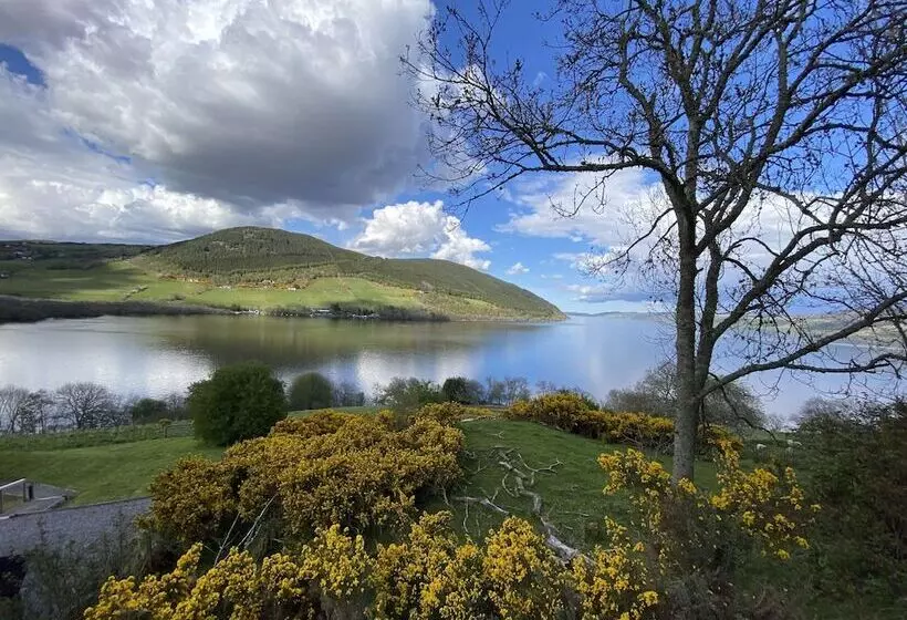 Aamiaismajoitus (B&B) Aslaich