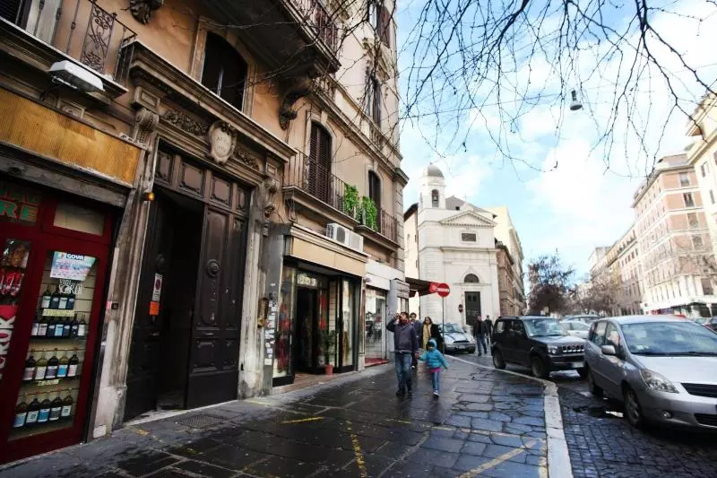 Aamiaismajoitus (B&B) Domus Domas   Golden Keys Collection