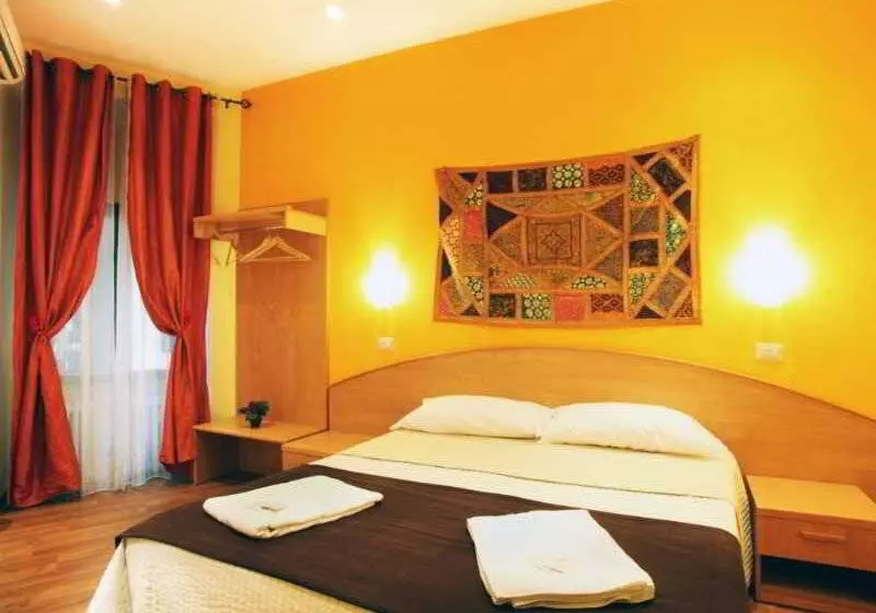 Aamiaismajoitus (B&B) Domus Domas   Golden Keys Collection