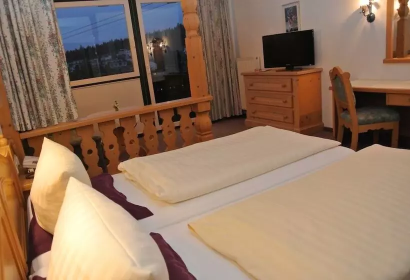 Отель Gruberhof Innsbruck Igls B&b