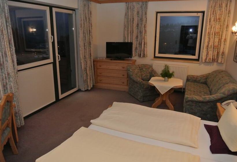 هتل Gruberhof Innsbruck Igls B&b