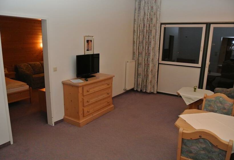 هتل Gruberhof Innsbruck Igls B&b