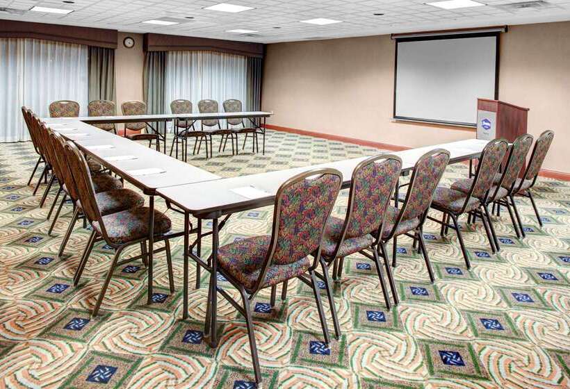 בית מלון כפרי Hampton Inn Coldwater