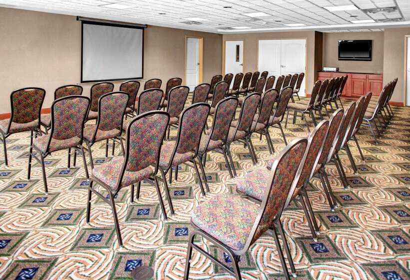 בית מלון כפרי Hampton Inn Coldwater