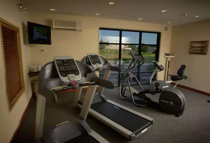 Отель Hampton Inn Coldwater