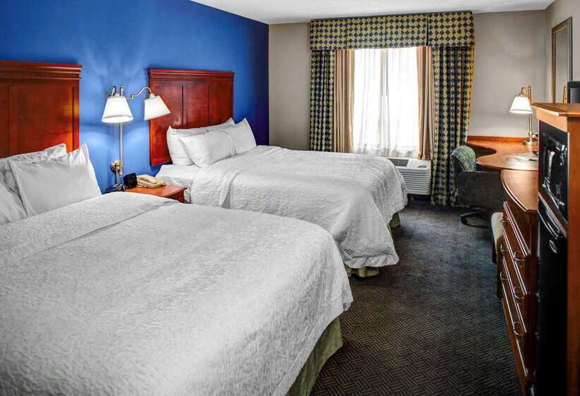 בית מלון כפרי Hampton Inn Coldwater