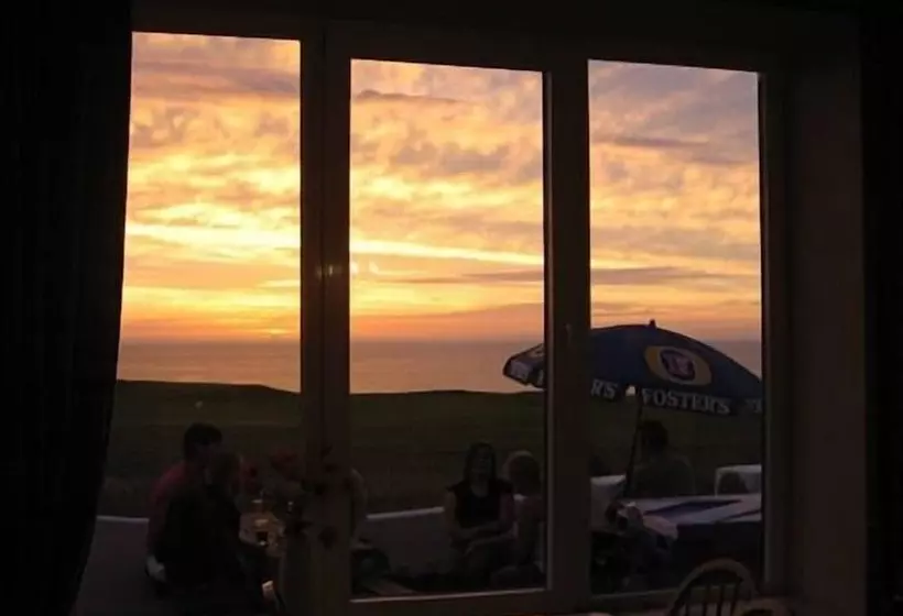 هتل Longbeach Adults Only