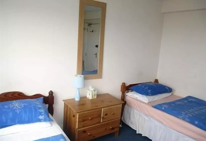 هتل Longbeach Adults Only