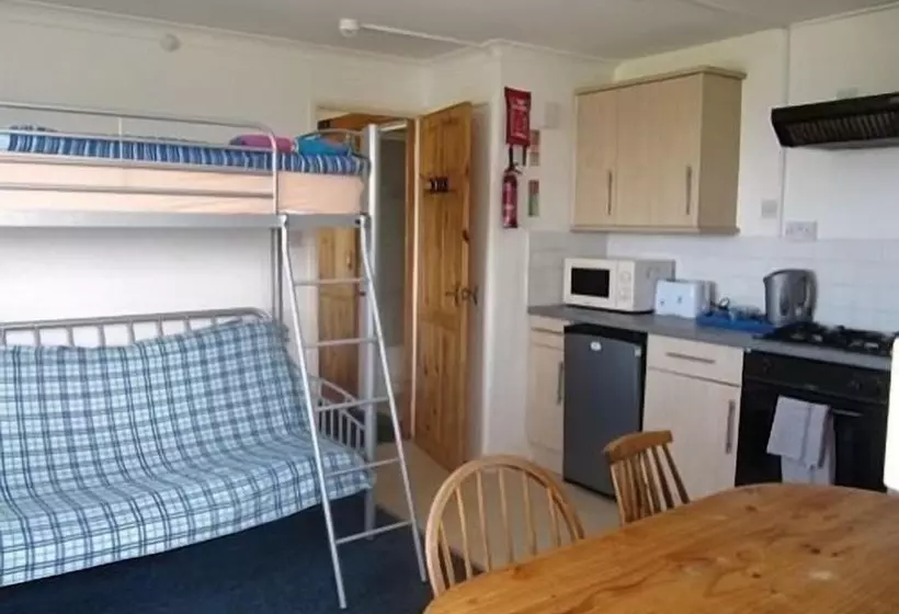 هتل Longbeach Adults Only