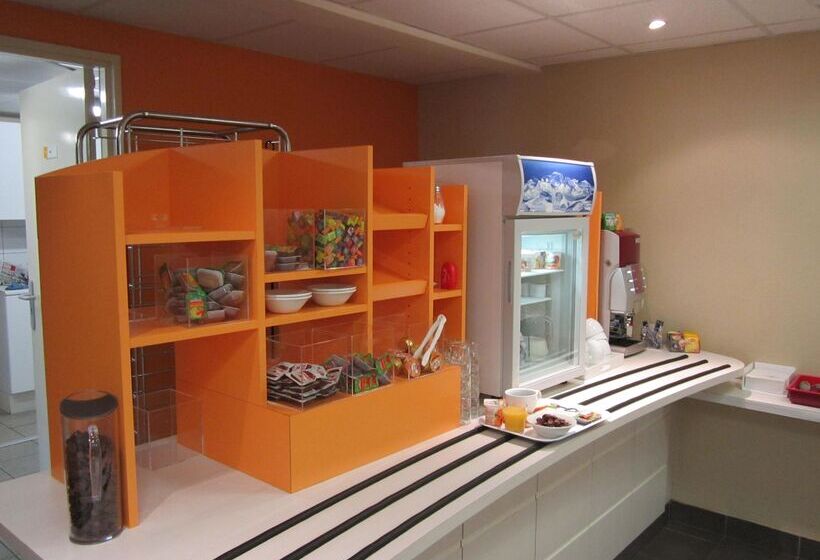 هتل Premiere Classe Pau Est Bizanos