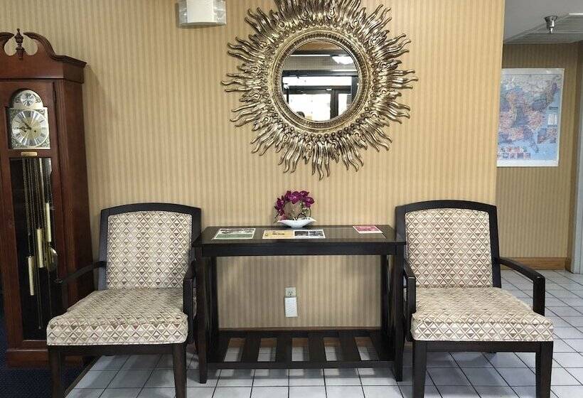 Hotel Super 8 By Wyndham Franklin Hwy 31