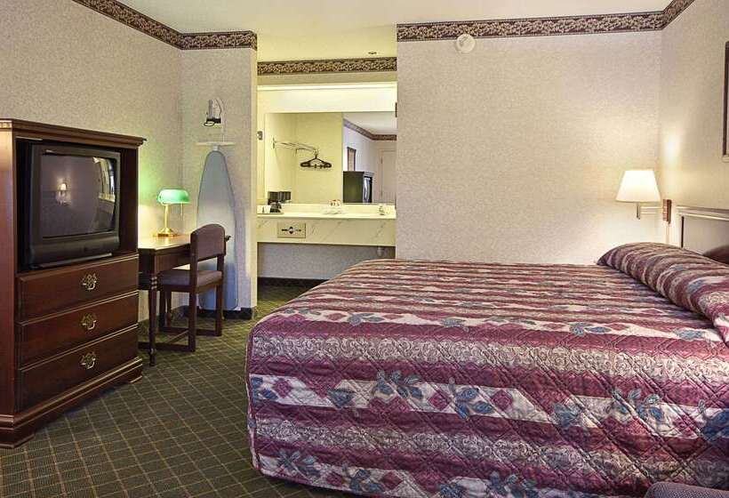 酒店 Super 8 By Wyndham Ruther Glen Kings Dominion Area