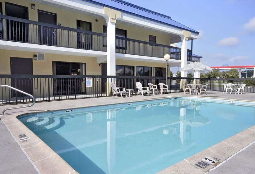 酒店 Super 8 By Wyndham Ruther Glen Kings Dominion Area