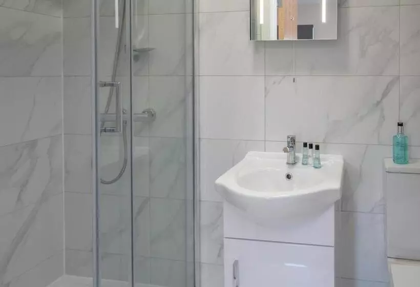 فندق صغير Best Western Northfields Ealing