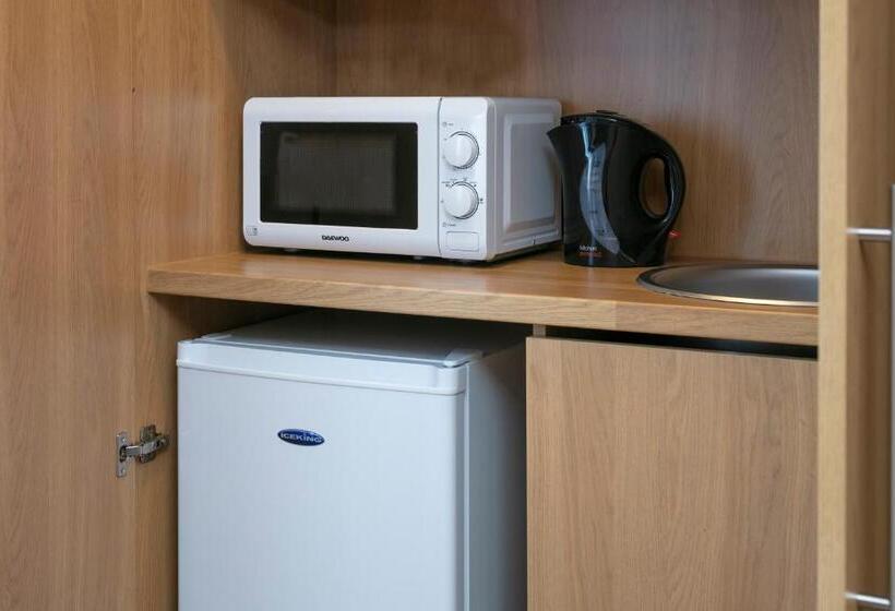 فندق صغير Best Western Northfields Ealing