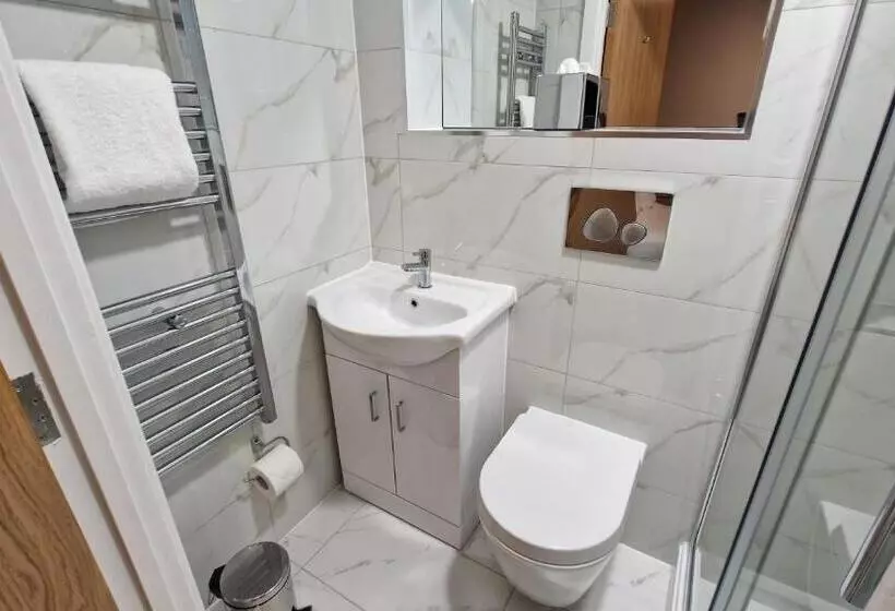 فندق صغير Best Western Northfields Ealing