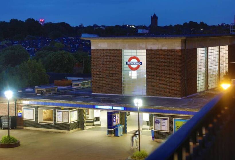 فندق صغير Best Western Northfields Ealing