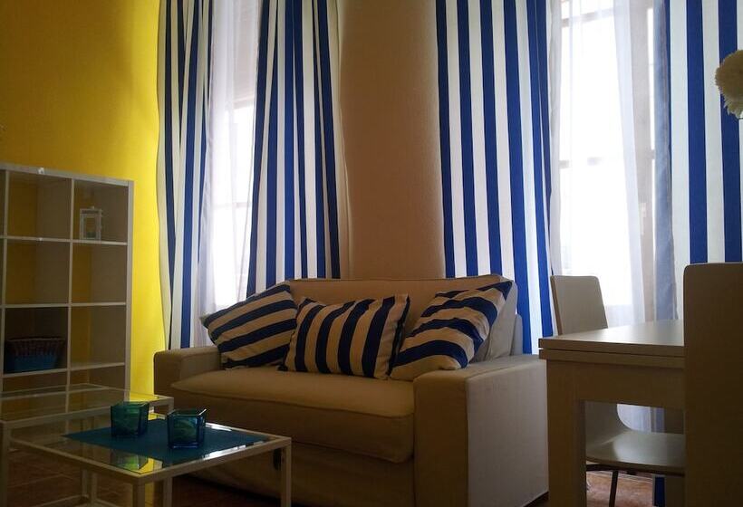 پانسیون Nest Style Granada