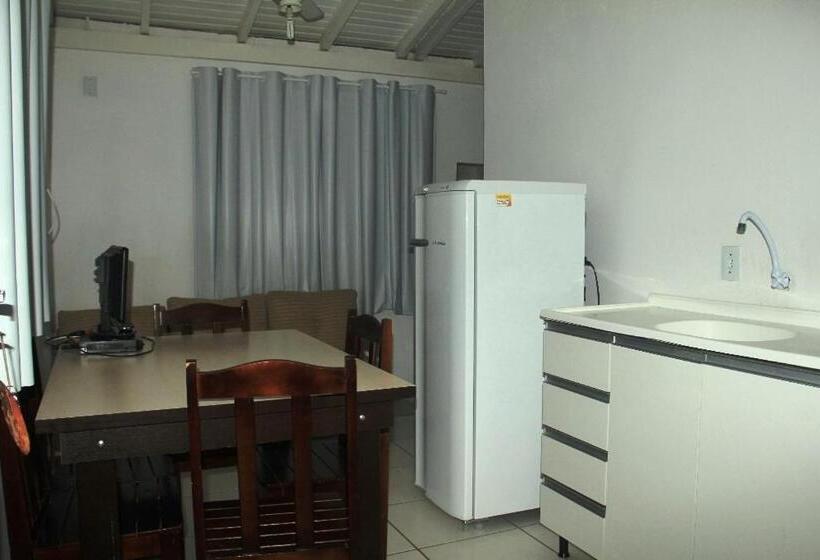 پانسیون Pousada Residencial Família Dragone