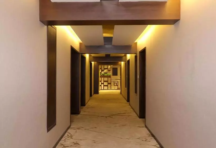 Retkeilymaja Visthara Inn   Comfort Stay