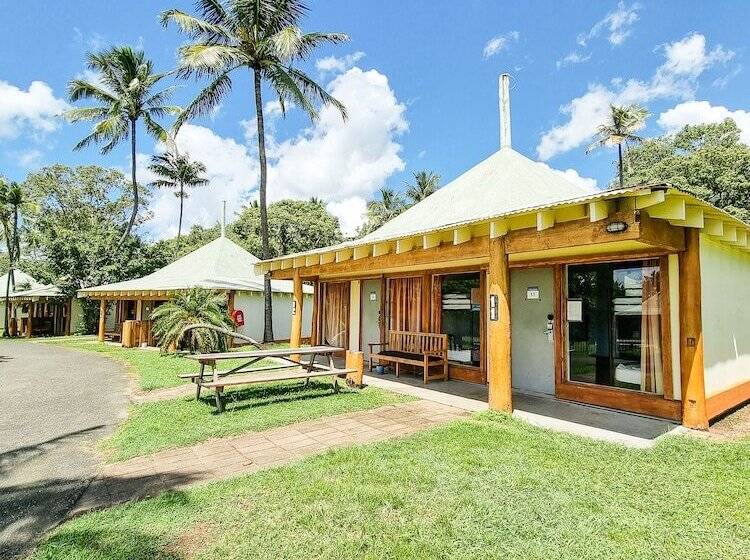 فندق صغير Nomads Airlie Beach